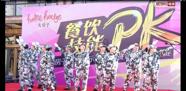 三门峡货车侧翻物品遭哄抢?实为志愿者帮忙装货|大象辟谣